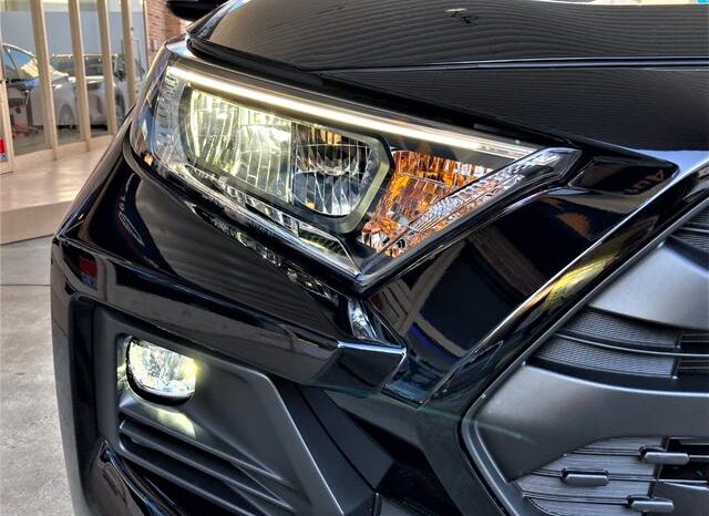 
								TOYOTA RAV4 2025 full									