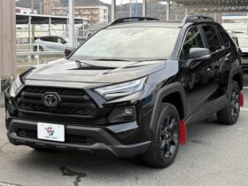 TOYOTA RAV4 2025
