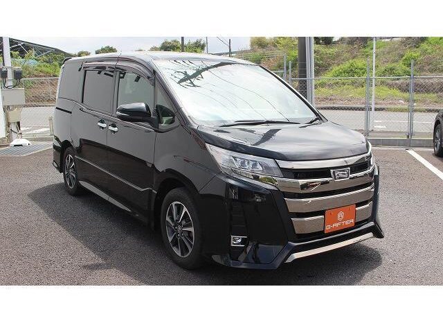 
								TOYOTA NOAH 2019 full									