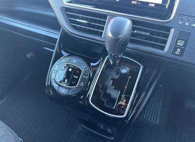 
								TOYOTA NOAH 2019 full									