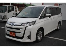 TOYOTA NOAH 2022