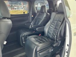 
										TOYOTA VELLFIRE 2022 full									