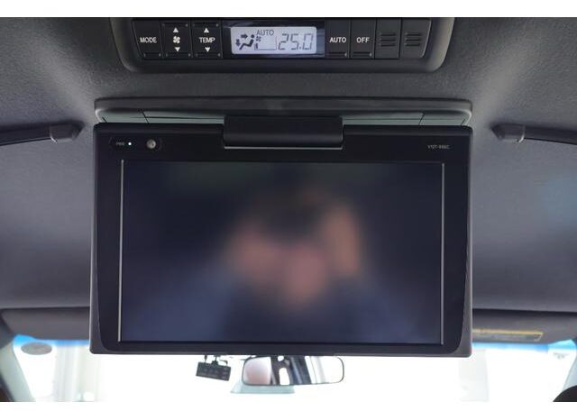 
								TOYOTA ESTIMA 2017 full									