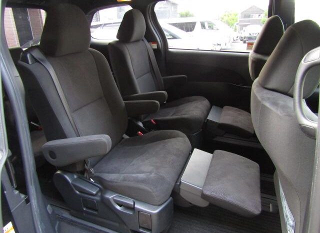 
								TOYOTA ESTIMA 2018 full									