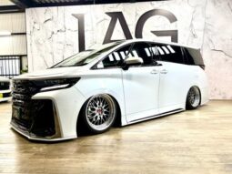 
										TOYOTA VELLFIRE 2023 full									