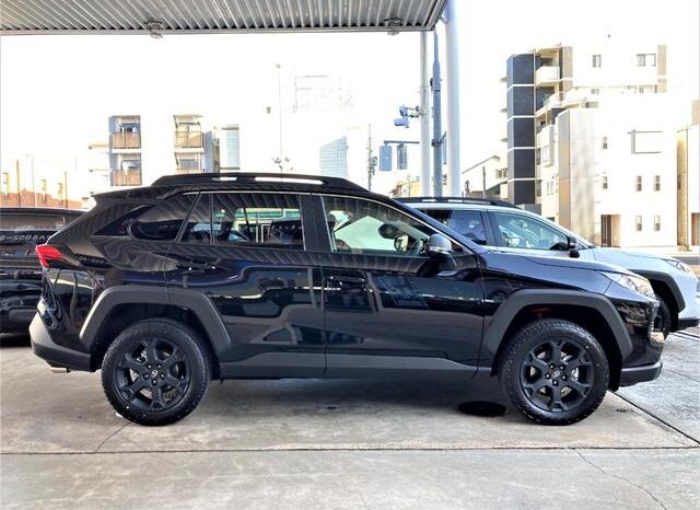 
								TOYOTA RAV4 2025 full									