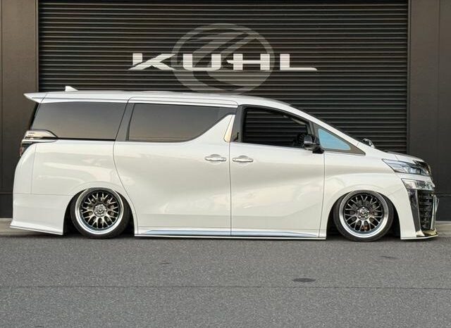 
								TOYOTA VELLFIRE 2021 full									