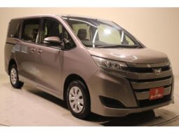 TOYOTA NOAH 2019