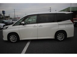 TOYOTA NOAH 2022