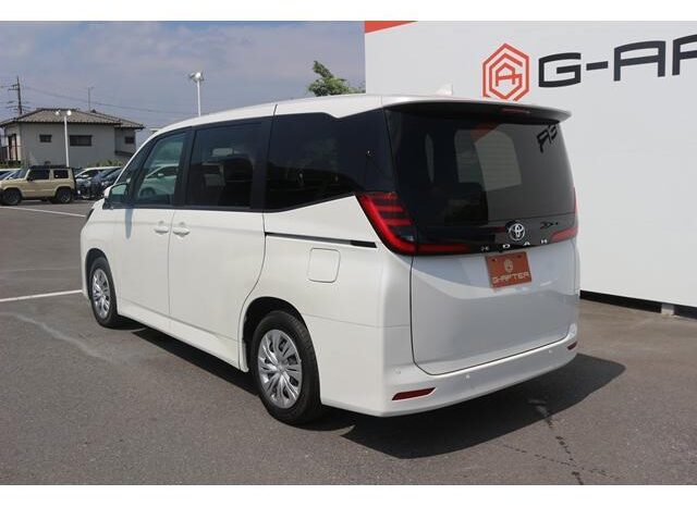
								TOYOTA NOAH 2023 full									