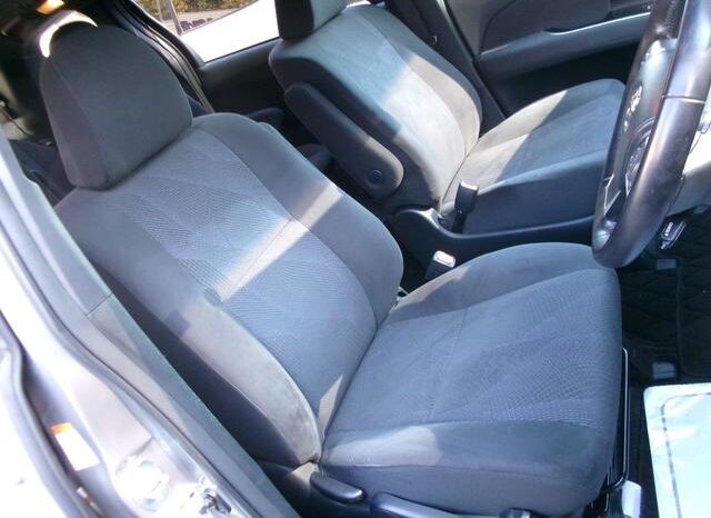 
								TOYOTA ESTIMA 2016 full									