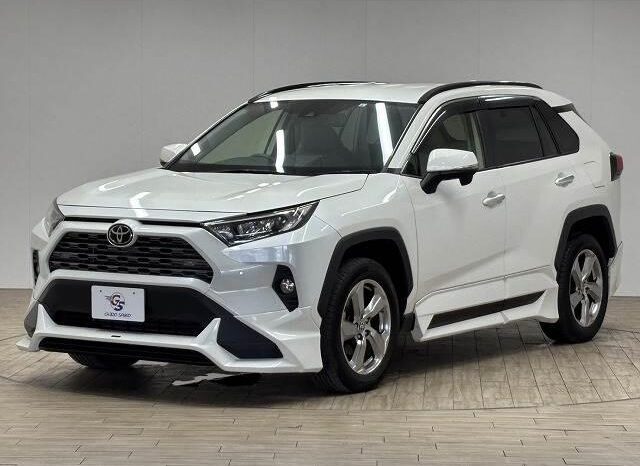 
								TOYOTA RAV4 2021 full									