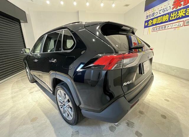 
								TOYOTA RAV4 2021 full									