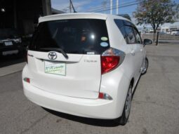 
										TOYOTA RACTIS 2011 full									