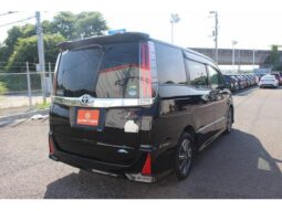 
										TOYOTA NOAH 2017 full									
