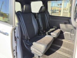 
										TOYOTA NOAH 2018 full									