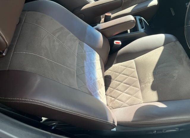 
								TOYOTA ESTIMA 2017 full									