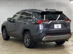 
										TOYOTA RAV4 2021 full									