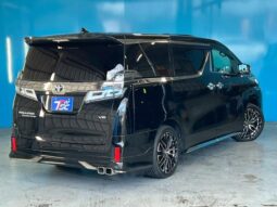
										TOYOTA VELLFIRE 2019 full									