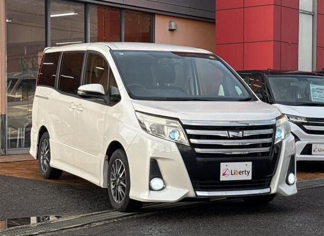 
								TOYOTA NOAH 2014 full									