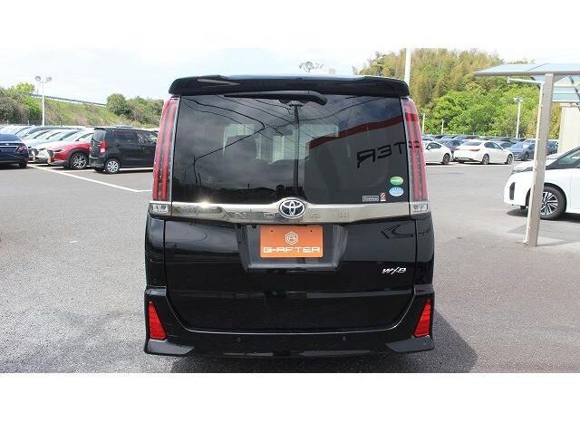 
								TOYOTA NOAH 2019 full									