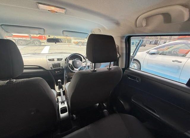 
								SUZUKI SWIFT 2011 full									