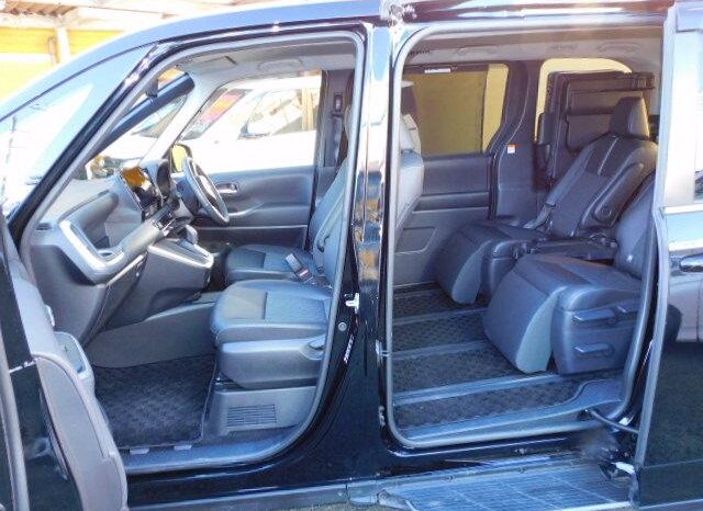 
								TOYOTA NOAH 2024 full									