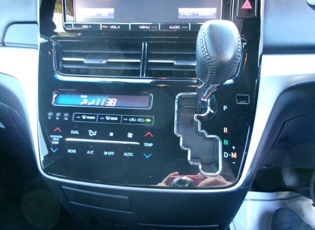 
								TOYOTA ESTIMA 2016 full									