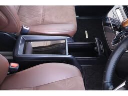 
										TOYOTA ESTIMA 2017 full									