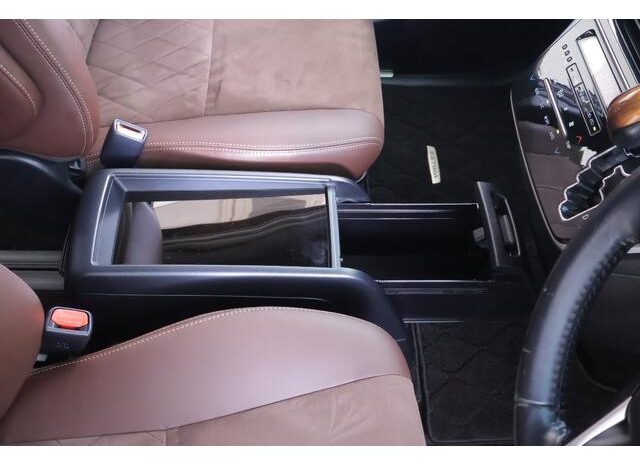 
								TOYOTA ESTIMA 2017 full									