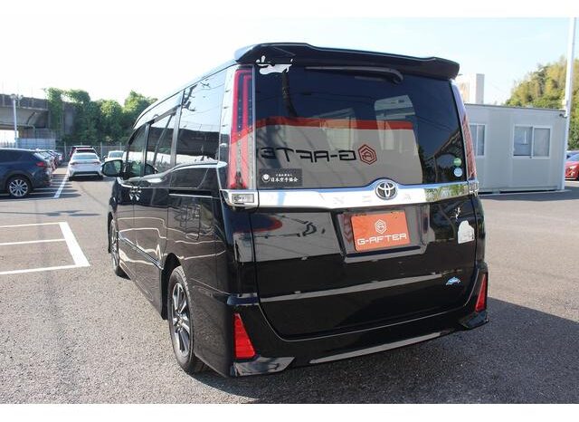 
								TOYOTA NOAH 2017 full									