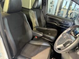 
										TOYOTA NOAH 2021 full									