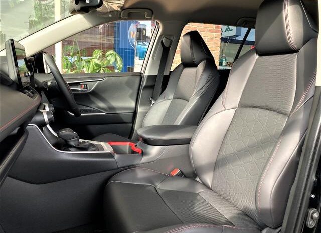 
								TOYOTA RAV4 2025 full									