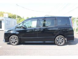 
										TOYOTA NOAH 2017 full									