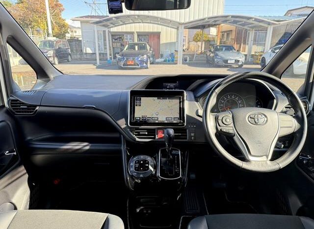 
								TOYOTA NOAH 2018 full									