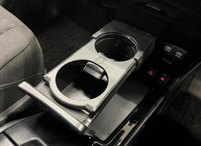 
								TOYOTA NOAH 2020 full									