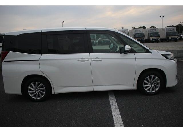 
								TOYOTA NOAH 2022 full									
