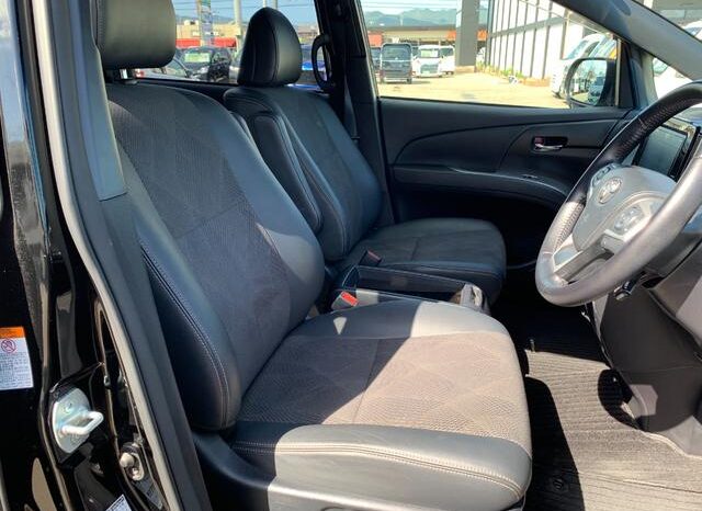 
								TOYOTA ESTIMA 2017 full									