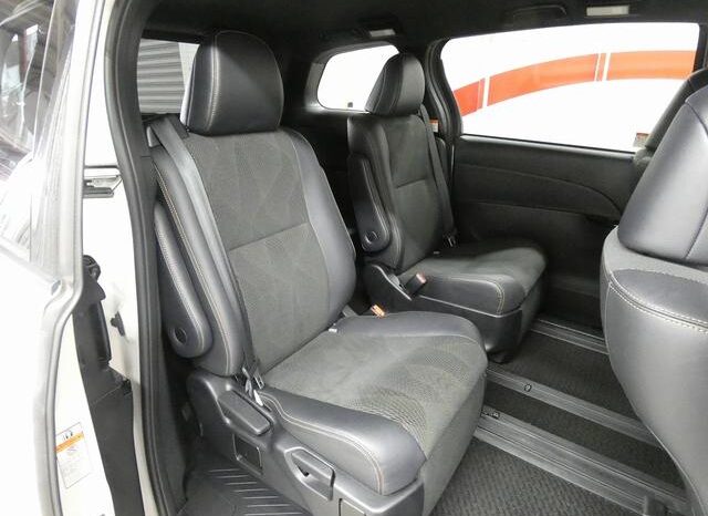 
								TOYOTA ESTIMA 2018 full									