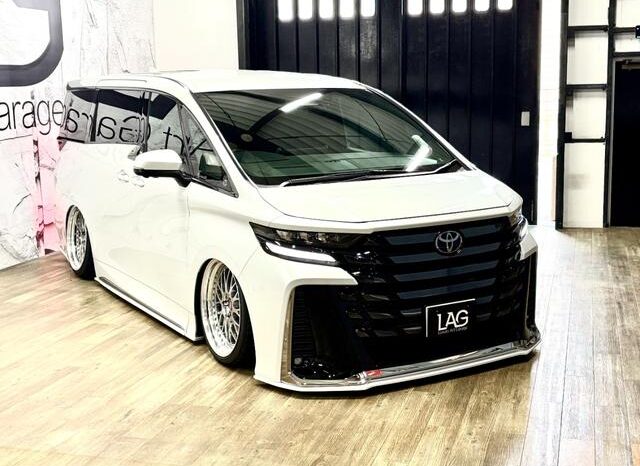 
								TOYOTA VELLFIRE 2023 full									