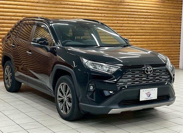 
								TOYOTA RAV4 2021 full									