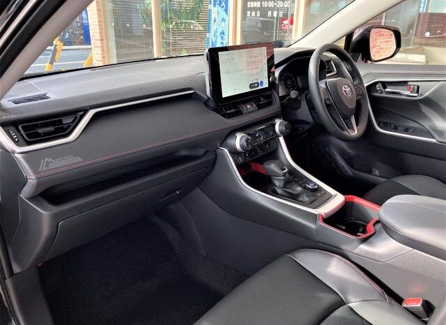 
								TOYOTA RAV4 2025 full									