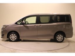 TOYOTA NOAH 2019