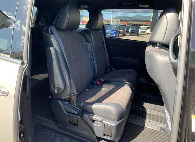 
								TOYOTA ESTIMA 2017 full									