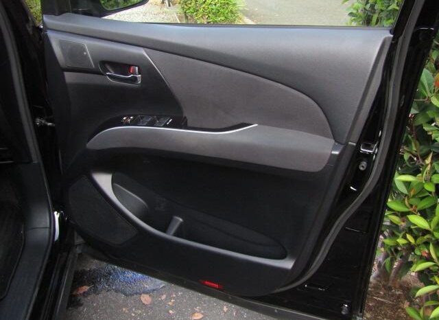 
								TOYOTA ESTIMA 2018 full									