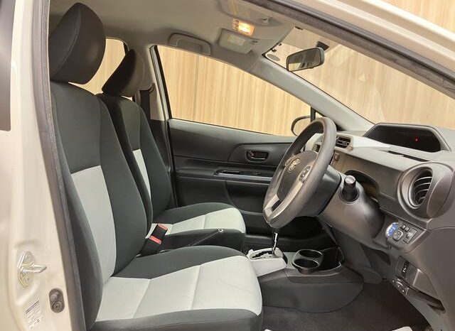 
								TOYOTA AQUA 2014 full									