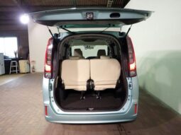 
										TOYOTA NOAH 2014 full									