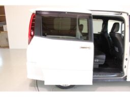 
										TOYOTA NOAH 2017 full									