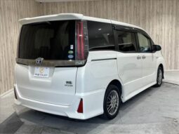 
										TOYOTA NOAH 2018 full									