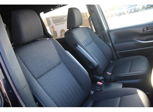 
								TOYOTA NOAH 2022 full									